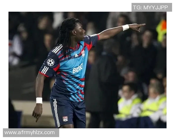 沙特豪门重金引援本泽马坎特或共赴吉达征战欧冠 沙特豪门重金引援本泽马坎特或共赴吉达征战欧冠